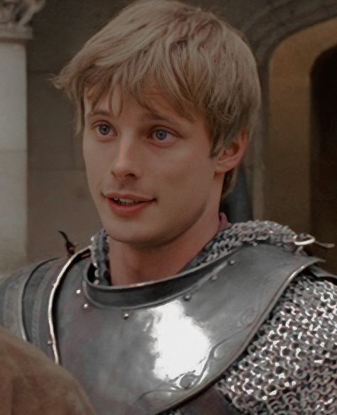 Aerion Targaryen, I Will Survive, Prince Arthur, Merlin Bbc, Arthurian Legend, Merlin And Arthur, Arthur Pendragon, Bradley James, Colin Morgan