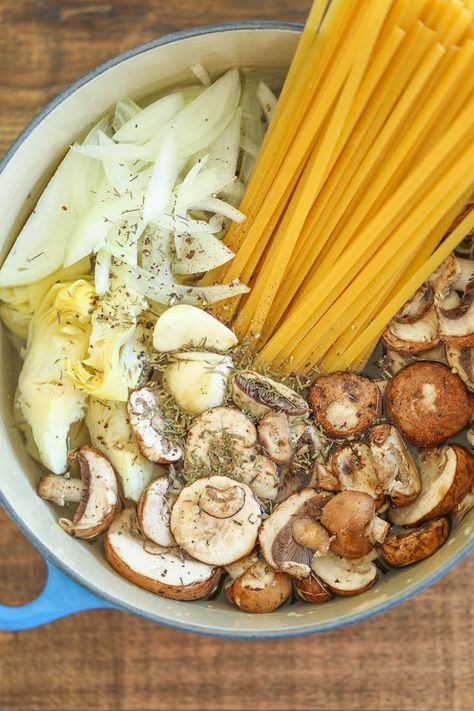 Creative One-Pot Meals to Try Mushroom Artichoke, Spinach Artichoke Pasta, Mushroom Spinach, Lazy Dinners, Artichoke Pasta, Budget Bytes, Parmesan Crusted Chicken, Slow Cooker Pulled Pork, Pasta Dinners