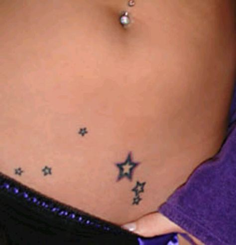 Stars under belly button. Cute. Star Tats, Aquarius Constellation Tattoo, Aries Constellation Tattoo, Virgo Constellation Tattoo, Tattoo Thoughts, Celestial Tattoo, Aries Constellation, Constellation Tattoo, Aries Tattoo