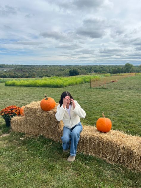 Orange Photography, Sweet September, Autumn October, Pumpkin Picking, Corn Maze, Pumpkin Seasoning, Fall Fits, Halloween Fall, Pumpkin Halloween