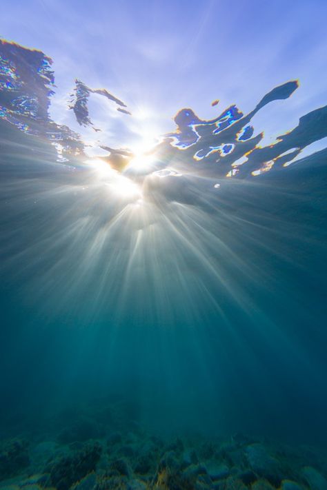 Underwater Painting, Summer Ray, Water Aesthetic, Moonlit Sky, Under The Ocean, Water Background, Underwater Lights, Blue Sky Background, Light Rays