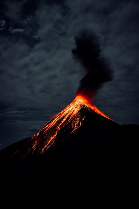 Vulcan Aesthetic, Volcano Aesthetic, Thunderstorm Pictures, Volcano Wallpaper, Volcano Pictures, Volcano Photos, Dead Forest, Photo Of Nature, Earth Photography