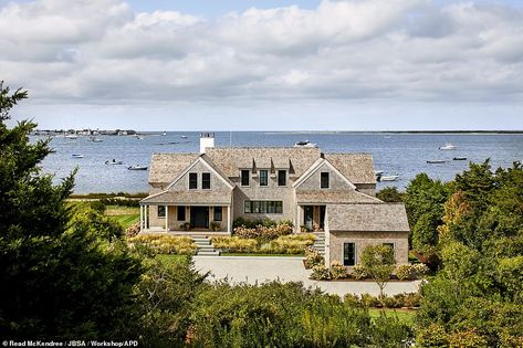 Barstool Sports founder Dave Portnoy has reportedly splurged $42 million on a waterfront Nantucket compound (pictured) Dave Portnoy, Nantucket Beach, Nantucket Home, Barstool Sports, Ranch Exterior, Shingle Style Homes, Bachelor Pad, Beach Home, Coastal Homes