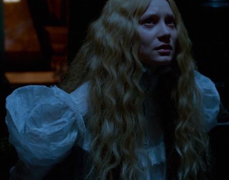 Edith Cushing from Crimson Peak Crimson Peak Edith, Edith Cushing, Mia Wasikowska, Crimson Peak, Gothic Romance, Princess Bride, Famous Women, Reference Images, Soft Girl