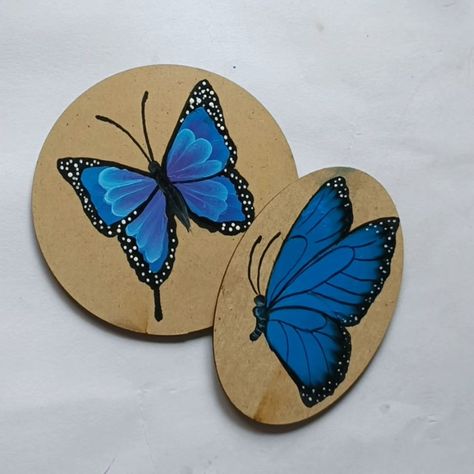 How to Paint Butterfly with Two Shades | butterflies | How to Paint Butterfly with Two Different Colours �🦋 | By Little Rocks - Facebook Rock Painting Butterfly, Butterfly Rock Painting, Paint Butterfly, Rock Animals, Painting Butterfly, Butterfly Painting, Pet Rocks, Rock Painting Art, Different Colours