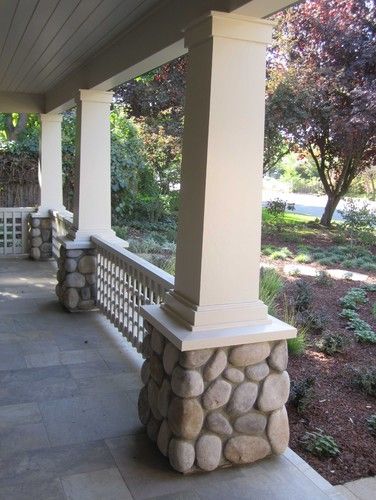 Front Porch Pillars, Front Porch Stone, Porch Pillars, Craftsman Porch, Outdoor Columns, Stone Porches, Traditional Porch, Porch Design Ideas, Stone Wall Design