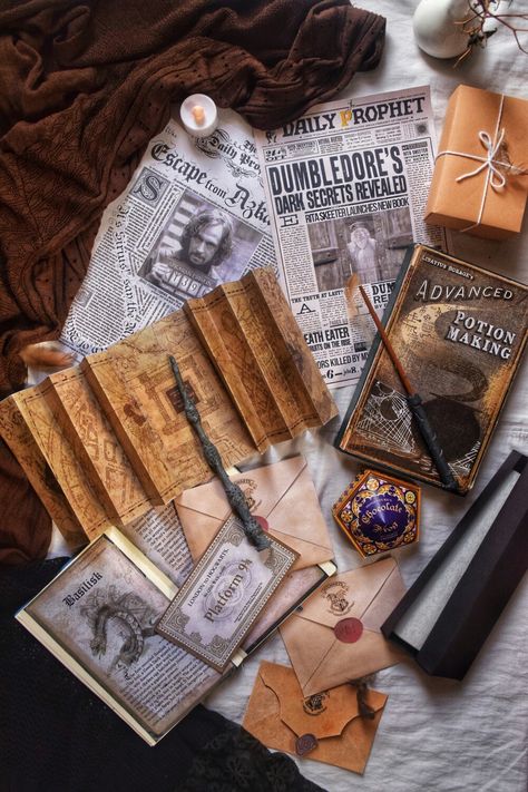 Handmade Harry Potter Merchandise Harry Potter Cottagecore Aesthetic, Harry Potter Divination Aesthetic, Harry Potter Book Wallpaper, Harry Potter Aethstetic, Harry Potter Decor Aesthetic, Harry Potter Flatlay, Harry Potter Fan Aesthetic, Harry Potter Magic Aesthetic, Harry Potter Asthetics Photos