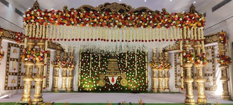 we do All type of wedding decor cantact us-9666447331 9338349999 Wedding Kalyana Mandapam, Peli Mandapam Decoration, Pelli Mandapam Decoration, Marriage Backdrop, Pelli Decoration, Mandapam Decoration, Marriage Stage, Stage Decoration Photos, Leaf Decor Wedding