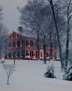 Bardstown Kentucky, Beautiful Mansion, Brick Fireplaces, Advent Christmas, My Old Kentucky Home, Casas Coloniales, Colonial House, House Goals, Brick House