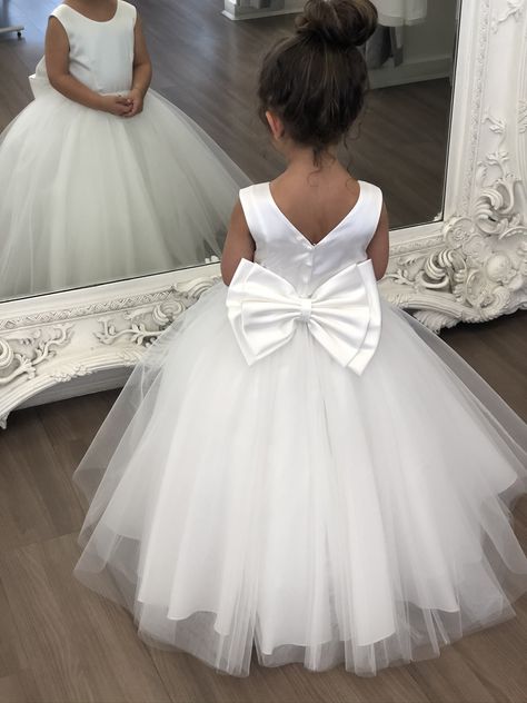 IVY: BALLERINA PRINCESS - Princess Boutique Flowergirls Dress White, Bridal Dresses For Kids, Little Bride Gown Styles For Kids, Mini Bride Dress Kids, Wedding Dress For Kids Girl, Little Bride Dress Kids, Ballerina Tulle Skirt, Mini Bride, Dresses Emerald Green