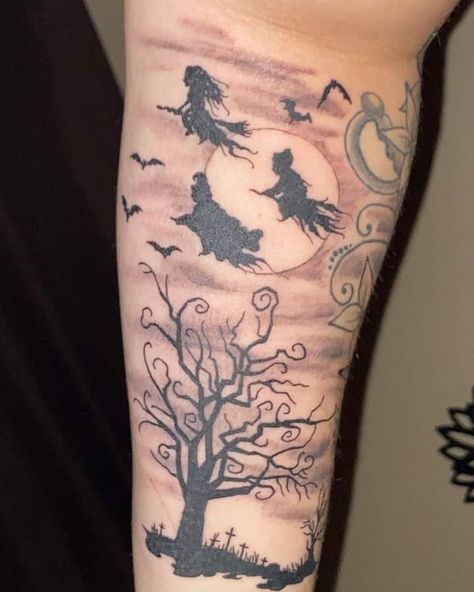 Hocus Pocus Tattoos Ideas, Hocus Pocus Black Flame Candle Tattoo, Hocus Pocus Book Tattoo, Sanderson Sisters Tattoo, October Tattoo Ideas, Hocus Pocus Black Flame Candle, Hocus Pocus Tattoo, Simple Tattoo With Meaning, Classy Tattoos For Women