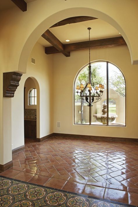 Should we put beams in the dining room? Spanish Style Homes Plans, Spanish Style Home Exterior, Spanish Style Home Interior, Spanish Colonial Homes, Hacienda Homes, Spanish Decor, English Country Decor, Mediterranean Home Decor, Spanish Architecture