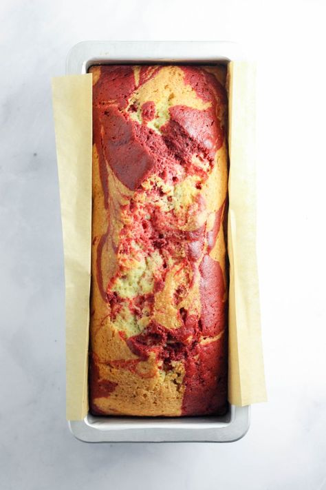 Poundcake Loaf Packaging, Red Velvet Swirl Pound Cake, Pound Cake Loaf Pan, Loaf Pan Pound Cake Recipe, Loaf Cakes Recipes, Red Velvet Marble Cake, Red Velvet Pound Cake, Swirl Pound Cake, Marble Cakes