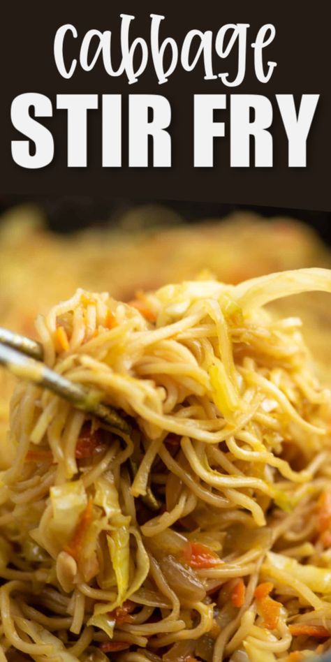 Ramen Noodle Stir Fry, Easy Stir Fry Recipes, Noodle Stir Fry, Cabbage Stir Fry, Ramen Noodle Recipes, Cabbage Recipe, Stir Fry Recipe, Diner Recept, Fried Cabbage