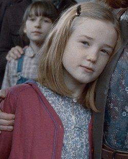 Lily Luna Potter in the Deathly Hallows part 2 Harry Potter 19 Years Later, Lily Luna Potter, Harry Potter Classes, James Sirius Potter, Harry Potter Wiki, Harry Potter Next Generation, Deathly Hallows Part 2, Harry Potter Cartoon, Harry Potter Friends