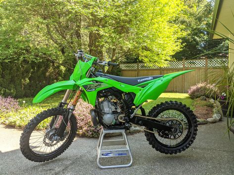 250 Dirt Bike, Kawasaki 250, Kawasaki Kx 250, Motorcross Bike, Dirt Bikes, Sport Bikes, Dirt Bike, Motocross, Bike