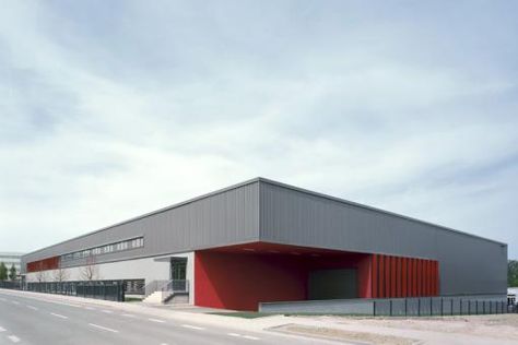 Modern Factory Architecture, Factory Architecture Design, Factory Facade Design, Industrial Building Facade, Factory Building Design, Industrial Building Design, Warehouse Architecture, Workshop Building, Modern Warehouse