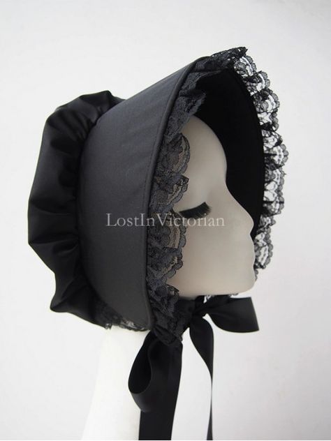 Vintage 19th Century Black Lace Victorian Bonnet #VictorianBonnet #Bonnet #19thCenturyBonnet #19thCentury #lostinvictorian Bonette Hat Outfit, Bonnet Reference, Vintage Bonnet, Victorian Bonnet, Straw Bonnet, Black Bonnet, Poke Bonnet, Victorian Accessories, Lace Bonnet