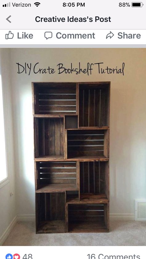 Diy Crate Bookshelf, Crate Bookshelf, Diy Crate, Crate Shelves, Hal Decor, Cute Dorm Rooms, Bookshelves Diy, Diy Holz, Wooden Crates