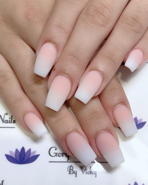 Matte pink& white ombré Pink White Nails, Ombre Acrylic Nails, White Ombre, White Nail Designs, Pink Nail Designs, Minimalist Nails, Fire Nails, Short Acrylic Nails, Artificial Nails