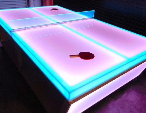 Pingpong Table, House Party Decorations, Dunk Tank, Arcade Room, Ping Pong Tables, Bounce House Rentals, Nightclub Design, Carnival Prizes, Astuces Diy