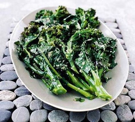 Long Stem Broccoli, Broccoli Health Benefits, Chinese Salad, Meals Cheap, Broccoli Benefits, Healthy Chinese, Tenderstem Broccoli, Roast Fish, Easy Roast Chicken