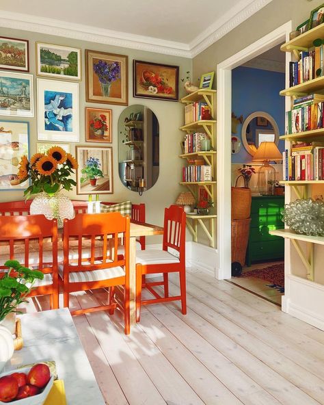 Colorful Cozy Home, Wes Anderson Interior Design, Colourful Hallway, Colorful Farmhouse, Colorful Homes, Retro Living Room, Colorful Houses, Colorful Home, West Chester