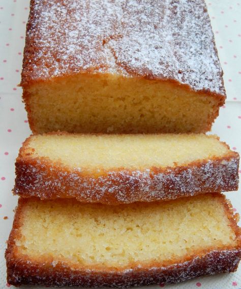 Quick and Easy Lemon Drizzle Cake | Bark Time = everything and nothing Easy Lemon Drizzle Cake, Lemon Drizzle Cake Recipe, Cinnamon Tea Cake, Lemon Bar, Lemon Drizzle Cake, Lemon Icing, Drizzle Cake, Lemon Drizzle, Elegant Desserts