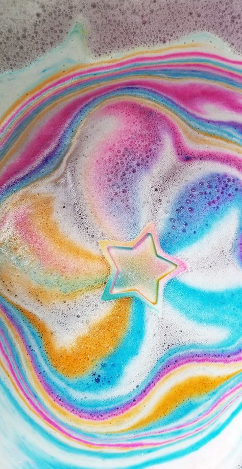 Maker of the Month: Butter Me Soft | BrambleBerry Gifs Cute, Sensory Images, Bombe Recipe, Bath Bomb Recipes, Sugar Scrub Diy, Sensory Boards, Bubble Bars, Natural Body Care, Soy Wax Melts