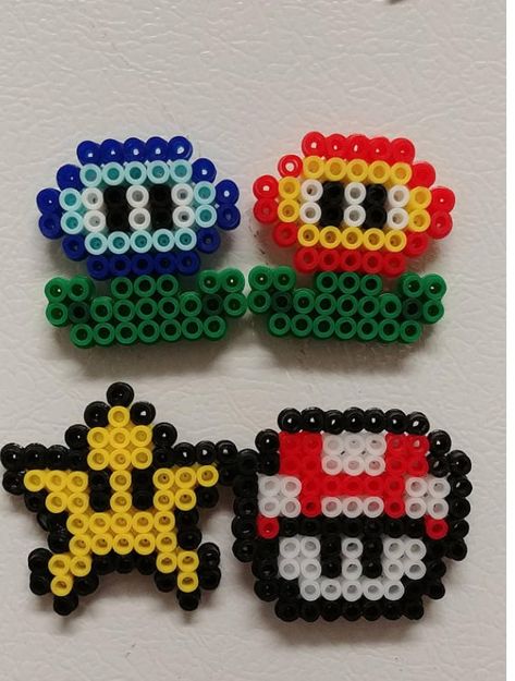 Perler Bead Crafts, Hama Mario, Mini Hama Beads, Melty Bead Designs, Melt Beads, Perler Bead Mario, Melt Beads Patterns, Hamma Beads Ideas, Melty Bead Patterns