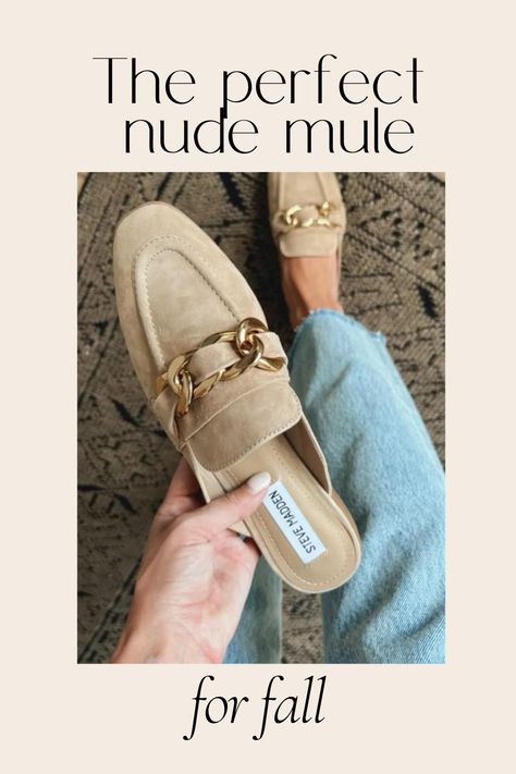 Taupe Mules Outfit, Beige Mules Outfit, Tan Mules Outfit, Mules Shoes Outfit Work, How To Style Mules, Mules Shoes Outfit, How To Wear Mules, Mule Outfit, Mule Shoes Outfit