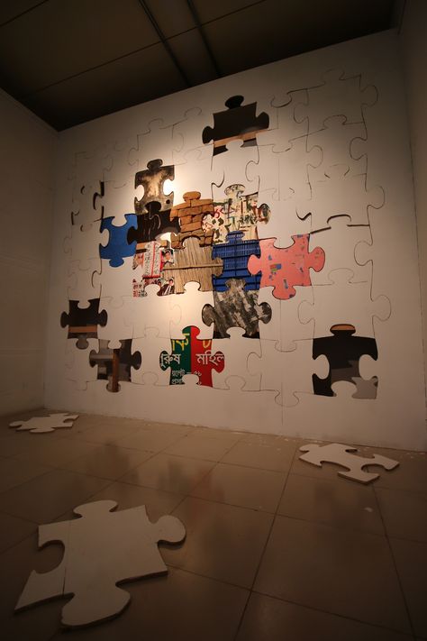 It's The Wall World, chim↑pom. Installation view: "Asian Art Biennale Bangladesh 2014," Bangladesh Shilpakala Academy, Bangladesh, 2014, Courtesy of the artist and MUJIN-TO Production, Tokyo Interaktives Design, Vstupná Hala, معرض فني, Tipografi 3d, Interactive Exhibition, Interactive Walls, Interactive Installation, Exhibition Display, Interactive Art