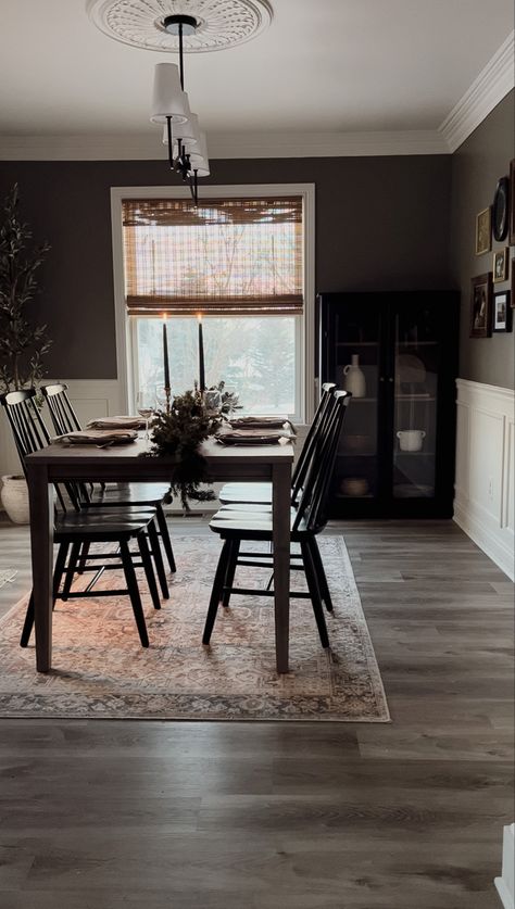 Black Cabinet Dining Room, Dark Moody Dining Room, Dark Brown Dining Room, Dining Room Decor Christmas, Hutch In Dining Room, Tablescape Holiday, Moody Dining Room, Moody Farmhouse, Dining Room Black