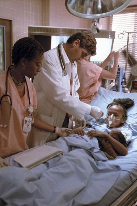 Peds Doctor Aesthetic, Peds Surgeon Aesthetic, Doug Ross, Nursing School Inspiration, Nursing Motivation, Emergency Doctor, Pediatric Surgery, Job Inspiration, Nursing School Motivation