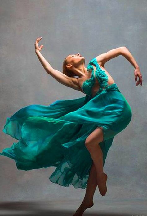 Dance Aesthetic, Dance Project, Dance Photography Poses, Ballet Poses, Dance Movement, Shall We Dance, Ballet Photography, Dance Company, Poses References