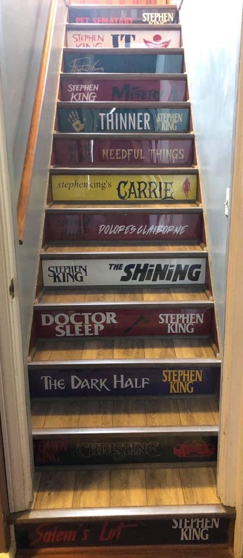 Stephen King Needful Things, Horror Movie Room, Kitchen Cabinet Design Ideas, Horror Crafts, Cabinet Design Ideas, Horror Room, Kings Movie, Steven King, Stephen King Movies