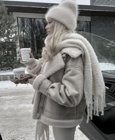 Cozy Winter Fashion, Ny Outfits, Winter Outfits Aesthetic, Chic Winter Outfits, Winter Outfit Ideas, Winter Fashion Outfits Casual, Winter Outfits Cold, Cold Outfits, Paris Outfits