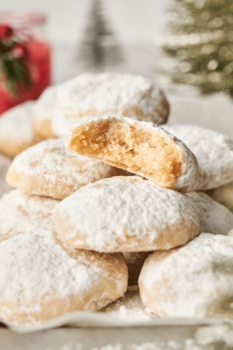 Almond Cookies Recipes Easy, Almond Christmas Cookies, Almond Snowball Cookies, Best Pumpkin Cheesecake Recipe, Almond Cookie Recipe, Snowball Cookies Recipe, Russian Tea Cookies, Apple Pie Recipe Homemade, Snowball Cookie Recipe