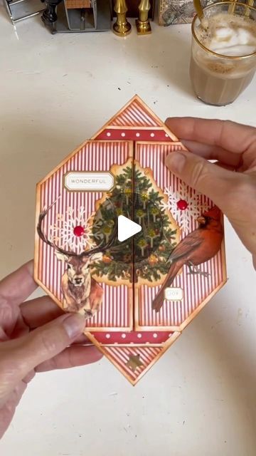 Never Ending Christmas Tree Card, Never Ending Christmas Card, Never Ending Cards, Never Ending Card Ideas, Never Ending Card Tutorial, Infinity Cards, Fancy Christmas Cards, Endless Card, Neverending Card