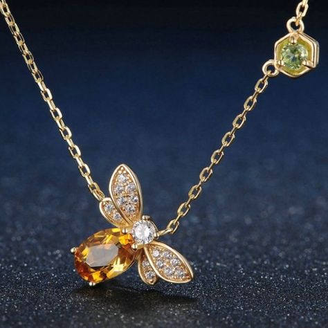 This Is A Brand New Bee Necklace Made Out Of Yellow Gold Plated 925 Sterling Silver. The Bee Shaped Pendant Is Approximately 7/16" X 1/2" Large And Set In It Is A Natural Citrine. Also Set In The Necklace Is A Round Shaped Natural Peridot. The Chain Is Cable Style With A Round Clasp And It Is 18" Long. The Finished Weight Of The Whole Necklace Is 2 Grams. N0445 Simple Silver Jewelry, Citrine Jewelry, Bee Jewelry, Bee Pendant, Fine Silver Jewelry, Citrine Necklace, Bee Necklace, Citrine Stone, Natural Citrine