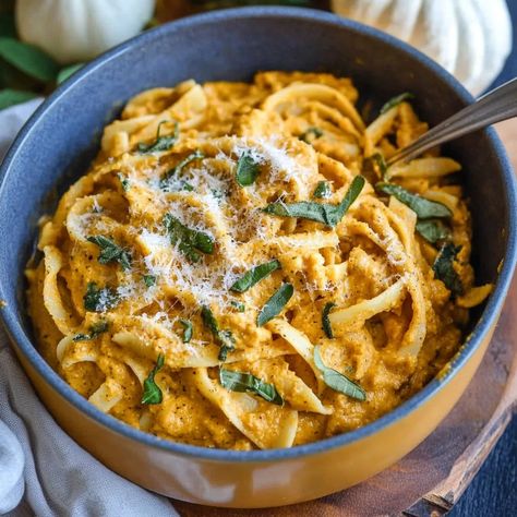 Vegan Pumpkin Pasta Sauce Recipe - Pumpkin Pasta Sauce Recipe, Vegan Pumpkin Pasta, Healthy Sauce, Pumpkin Pasta Sauce, Pasta Sauce Recipe, Fall Dinners, Healthy Sauces, Pumpkin Sauce, Pumpkin Pasta