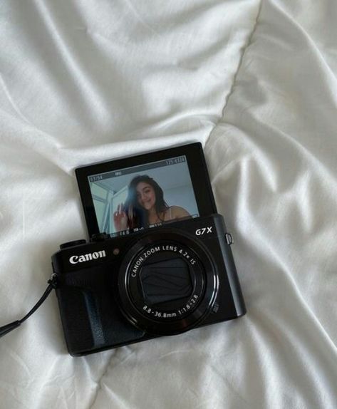 Canon Powershot Digital Camera, Digital Camera Video, Ava Chen, Film Camera Photography, Start Youtube Channel, Twisted Love, Cute Camera, Video Creator, Twisted Series