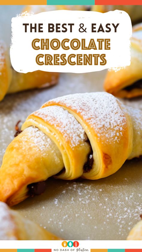 Crossiant Rolls Easy Recipes, Croissant With Chocolate Filling, Croissant Recipes Dessert, Easy Chocolate Croissants Pillsbury, Chocolate Crossiant Recipes, Chocolate Cresent Rolls Pillsbury, Croissant Recipes Easy, Diy Chocolate Croissant, Chocolate Crossiants Recipes