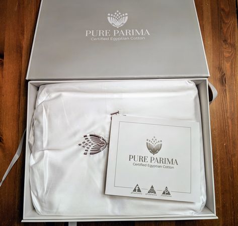 Pure Parima Egyptian Cotton Sheets Review | The Sleep Sherpa Bedsheets Packaging, Bed Sheet Packaging, Bedsheet Packaging, Bedding Packaging, Single Ply Yarn, Egyptian Cotton Sheets, Luxury Bed Sheets, Welcome Card, Box Bed