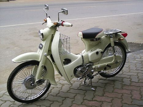 Honda Classic Motorcycles : Honda Classic C 50 Moped 1965 - Classic and Vintage Motorcycles Honda Cycles, Honda C50, Honda 50, Vintage Moped, Honda Scooters, Bike Cart, Honda C70, Honda Super Cub, Honda Cub