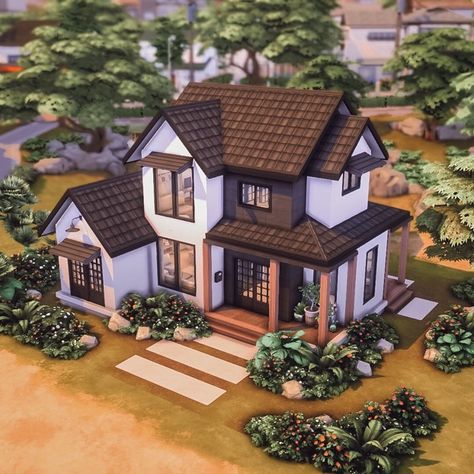 Sims 4 Houses Layout, Modern Japanese House, Sims Freeplay Houses, Sims House Ideas, Sims 4 Challenges, Die Sims 4, Small House Layout, Sims 4 House Building, Sims 4 House Plans