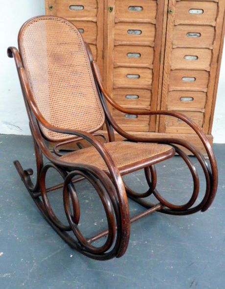 Original Thonet Steamed Bentwood Rocking Chair, no 4 c.1900 Bentwood Rocker, Bentwood Rocking Chair, Eames Rocking Chair, Cheap Office Chairs, Thonet Chair, Shabby Chic Table And Chairs, Gold Chair, Rocking Chair Nursery, Antiques Furniture