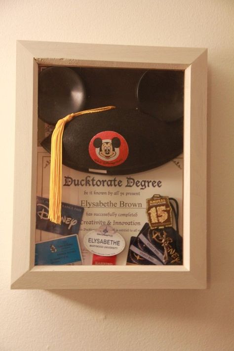 Disney Shadow Box, Disney Dorm, Information Station, Disney College, Disney College Program, Magic Home, Disney Cast Member, Tema Disney, Roommate Gifts