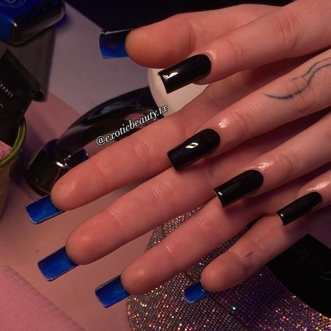 💙Black nails with blue bottoms💙 🖤medium gelx nails🖤 #gelx #nails #blacknails #nailinspo #gelxnails #explorepage #bluebottomnails Pretty Royal Blue Nails, Black Nails Pink Bottoms, Blue Bottoms Nails, Dark Blue Y2k Nails, Black And Blue French Tip Nails, Black And Blue Nails Ideas, Funky Black Nails, Black And Baby Blue Nails, Blue Bottom Nails