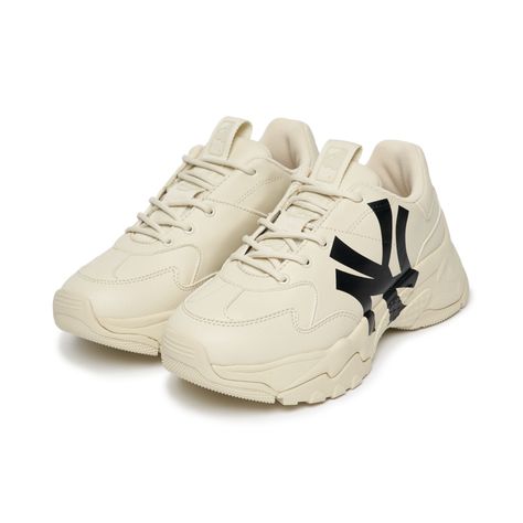 MLB Unisex Big Ball Chunky A NY Yankees Beige | Comfort for Women | KOODING Korean Sneakers, Street Style Logo, Beige Comforter, Leather Designs, Big Balls, Ny Yankees, Low Top Sneakers, Detroit Tigers, Canvas Sneakers